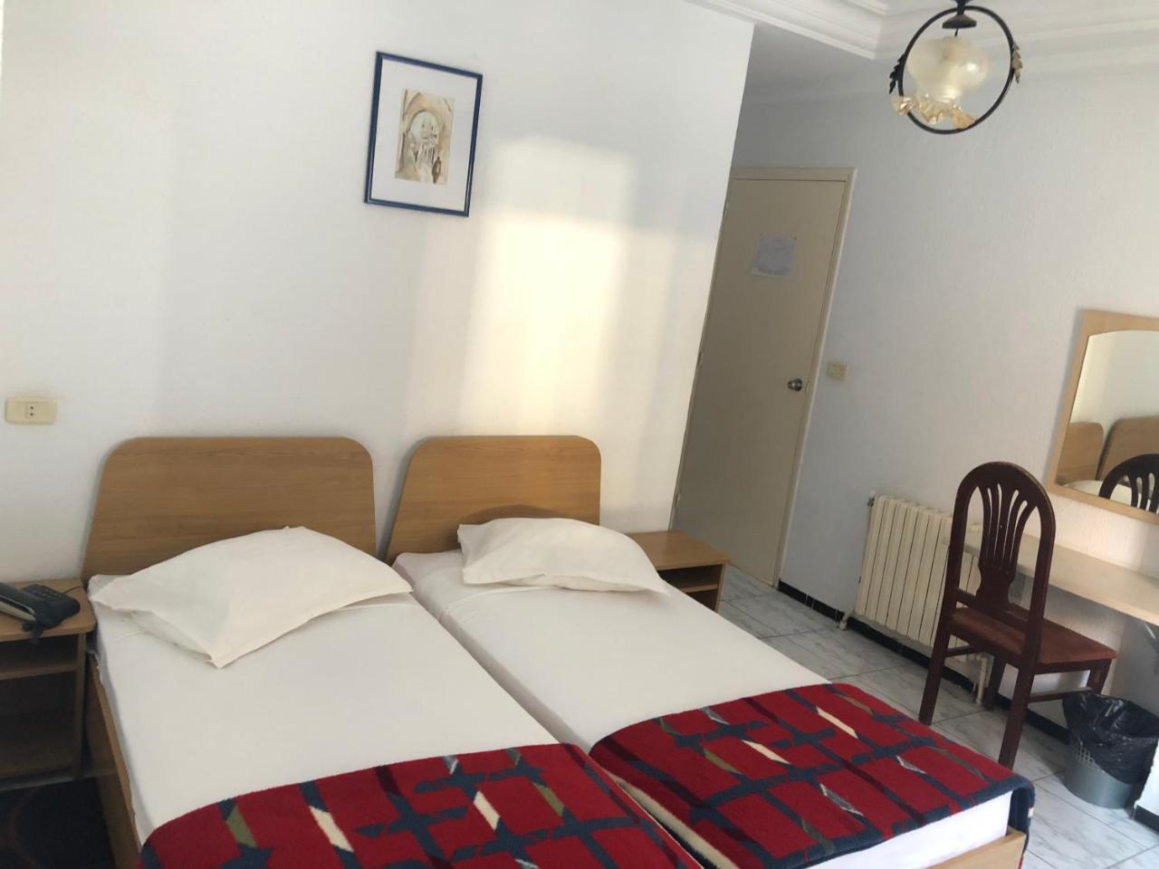 Hotel Amine صفاقس‎ المظهر الخارجي الصورة